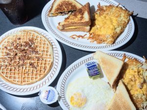 waffle house Open on Christmas day 2021